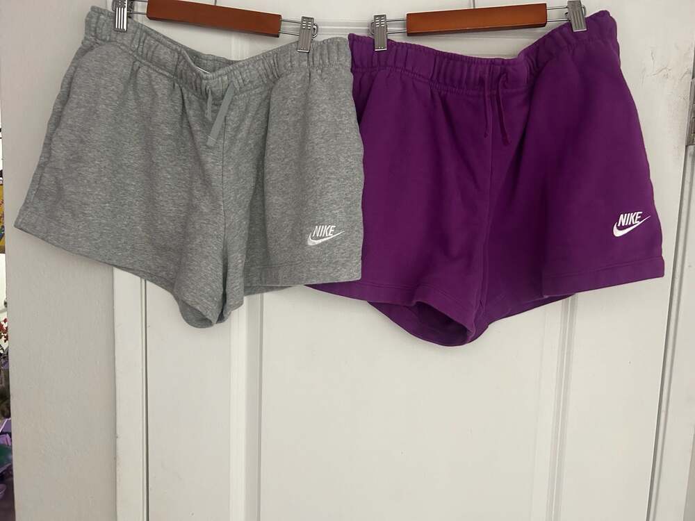 Nike Women's Sportswear Fleece Shorts Size Large Set of 2